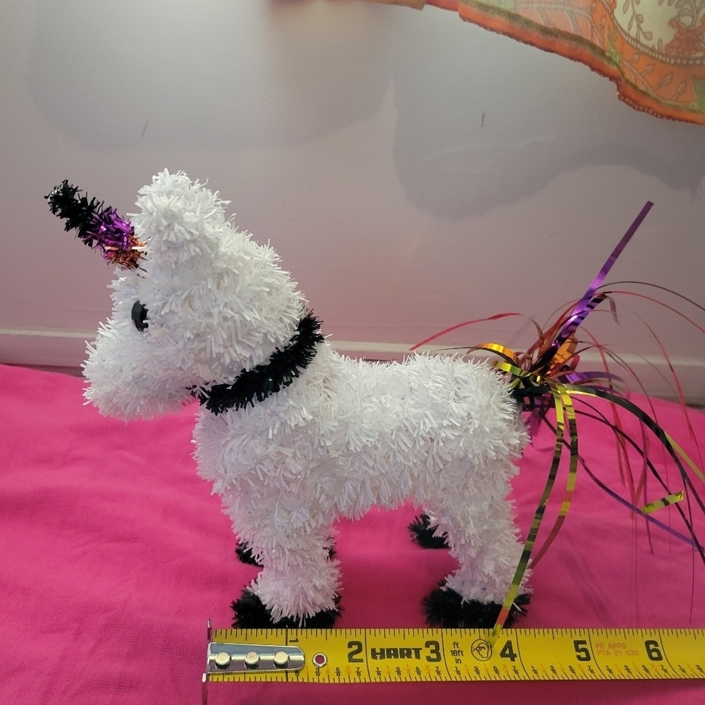 Party unicorn